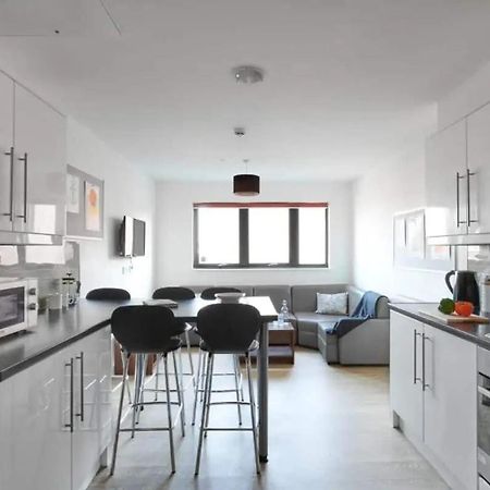 Zeni 5 Bed Apartment In Central 埃克塞特 外观 照片