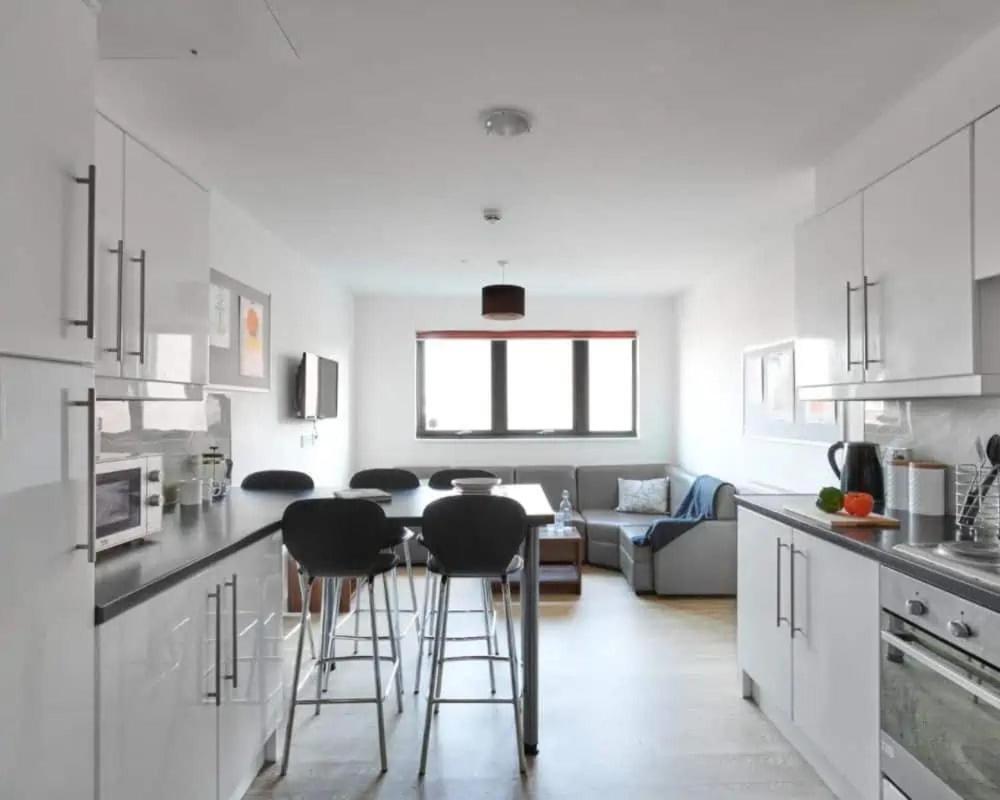 Zeni 5 Bed Apartment In Central 埃克塞特 外观 照片